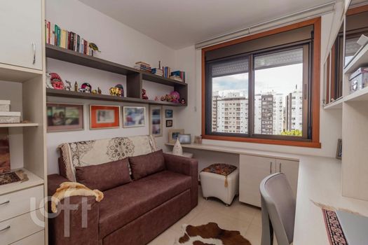 Foto 12 do(a) Apartamento de 2 quartos à venda em Boa Vista, Porto Alegre