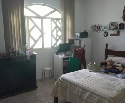 Foto 6 do(a) Fazenda / Sítio / Chácara de 6 quartos à venda em null, Oratórios