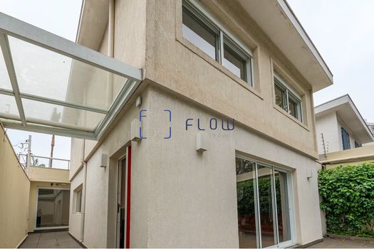 Foto 3 do(a) Casa de 3 quartos à venda em Jardim Petrópolis, São Paulo
