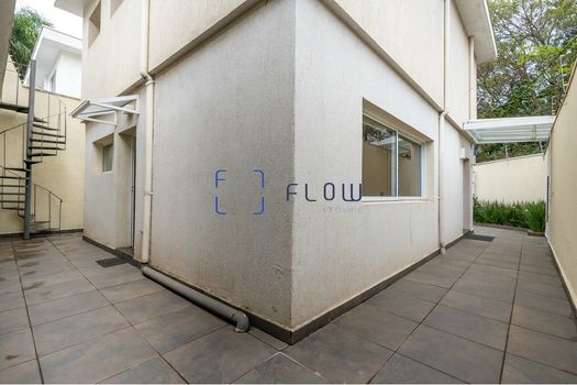 Foto 34 do(a) Casa de 3 quartos à venda em Jardim Petrópolis, São Paulo