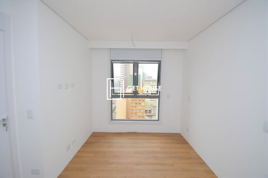 Foto 11 do(a) Apartamento de 2 quartos à venda em Centro, Curitiba