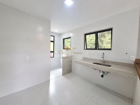 Foto 9 do(a) Casa em Condomínio de 4 quartos à venda em Albuquerque, Teresópolis