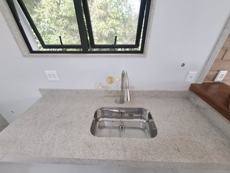 Foto 10 do(a) Casa em Condomínio de 4 quartos à venda em Albuquerque, Teresópolis