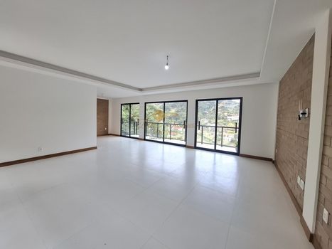 Foto 4 do(a) Casa em Condomínio de 4 quartos à venda em Albuquerque, Teresópolis