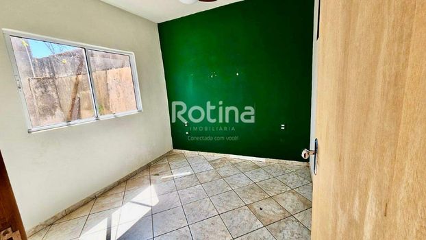 Foto 5 do(a) Terreno de 3 quartos à venda em Planalto, Uberlândia