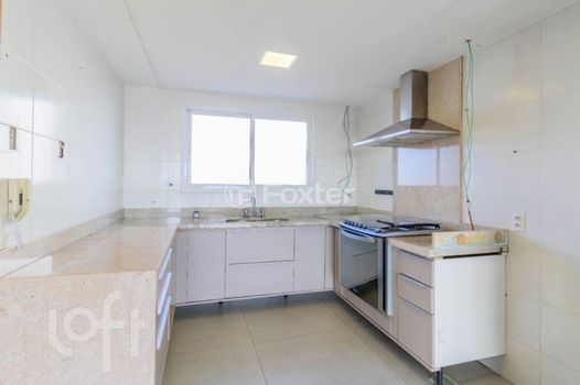 Foto 9 do(a) Apartamento de 3 quartos à venda em Petrópolis, Porto Alegre