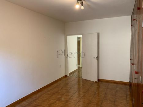 Foto 12 do(a) Casa em Condomínio false à venda em Jardim García, Campinas