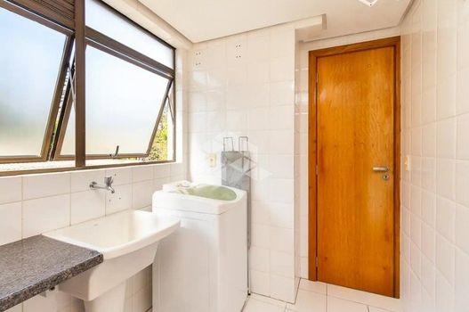 Foto 10 do(a) Apartamento de 3 quartos à venda em São João, Porto Alegre