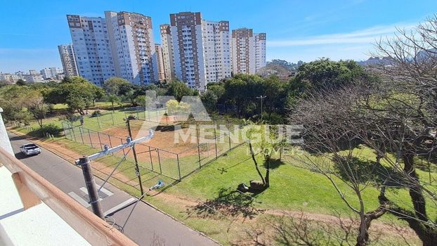 Foto 24 do(a) Cobertura de 2 quartos à venda em Vila Ipiranga, Porto Alegre