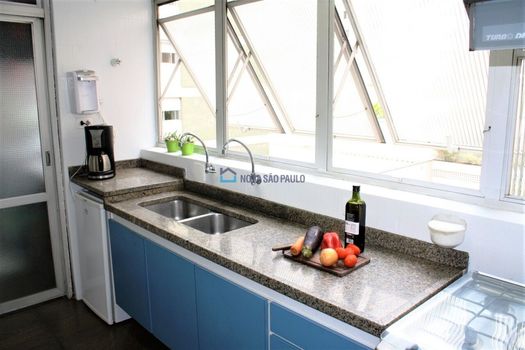 Foto 10 do(a) Apartamento de 3 quartos à venda em Itaim Bibi, São Paulo