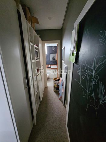Foto 4 do(a) Sala / Conjunto Comercial false à venda em São João, Porto Alegre