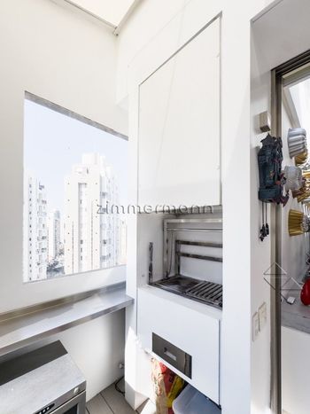 Foto 3 do(a) Cobertura de 2 quartos à venda em Indianópolis, São Paulo
