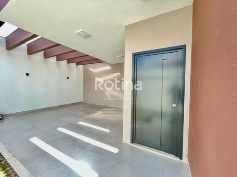 Foto 3 do(a) Casa de 3 quartos à venda em Planalto, Uberlândia