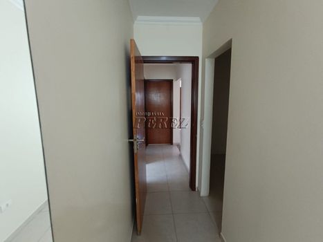 Foto 4 do(a) Casa de 3 quartos à venda em Jardim Imagawa, Londrina