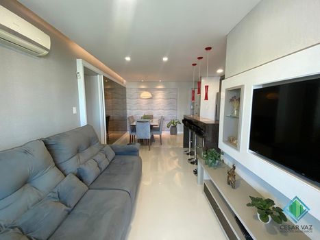 Foto 3 do(a) Apartamento de 3 quartos à venda em Barreiros, São José