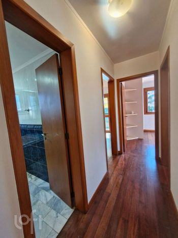 Foto 7 do(a) Apartamento de 3 quartos à venda em Petrópolis, Porto Alegre
