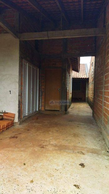 Foto 4 do(a) Casa de 3 quartos à venda em Conjunto Habitacional Saltinho, Londrina