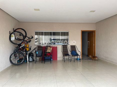 Foto 2 do(a) Casa de 2 quartos à venda em Goiânia 2, Goiânia