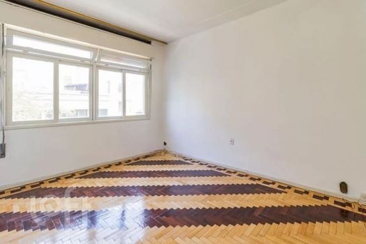 Foto 13 do(a) Apartamento de 3 quartos à venda em Rio Branco, Porto Alegre