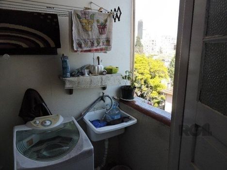 Foto 10 do(a) Apartamento de 2 quartos à venda em Floresta, Porto Alegre