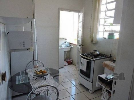 Foto 9 do(a) Apartamento de 2 quartos à venda em Floresta, Porto Alegre