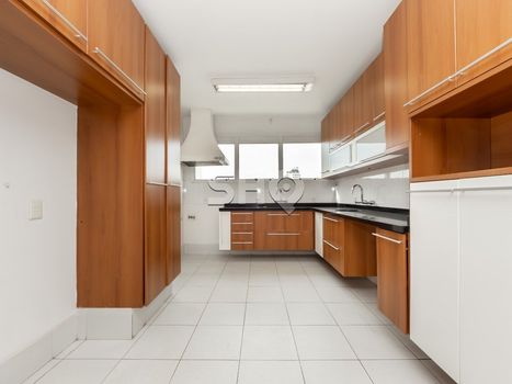 Foto 5 do(a) Apartamento de 4 quartos à venda em Real Parque, São Paulo