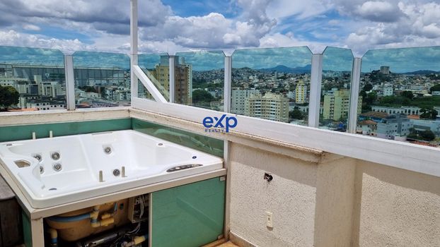 Foto 2 do(a) Cobertura de 3 quartos à venda em Horto, Belo Horizonte