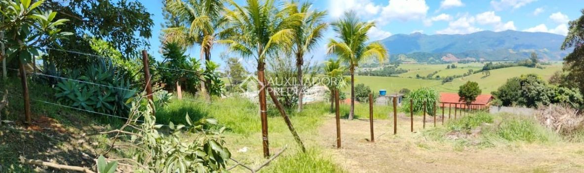Foto 4 do(a) Fazenda / Sítio / Chácara false à venda em null, Joanópolis