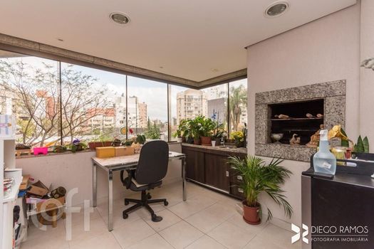 Foto 13 do(a) Apartamento de 3 quartos à venda em Petrópolis, Porto Alegre