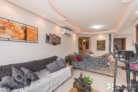 Foto 5 do(a) Apartamento de 3 quartos à venda em Petrópolis, Porto Alegre