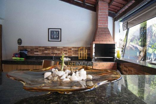 Foto 23 do(a) Casa de 4 quartos à venda em Loteamento Celina Park, Goiânia