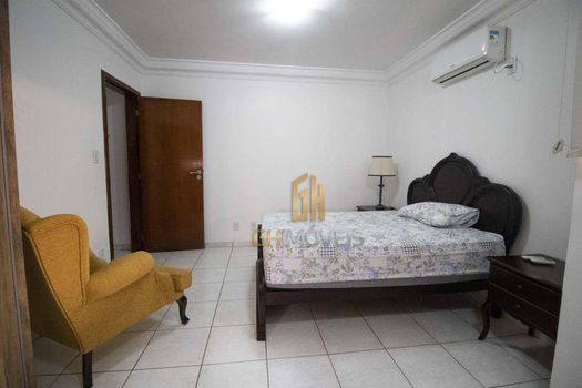 Foto 7 do(a) Casa de 4 quartos à venda em Loteamento Celina Park, Goiânia