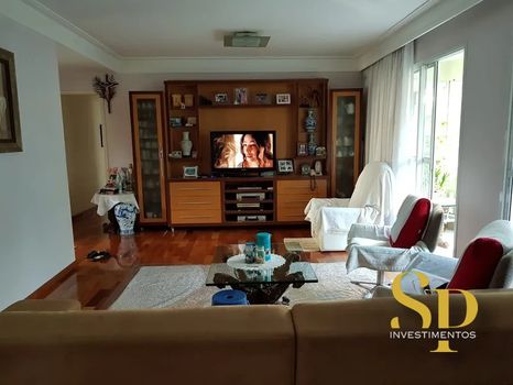 Foto 2 do(a) Apartamento de 4 quartos à venda em Cambuci, São Paulo