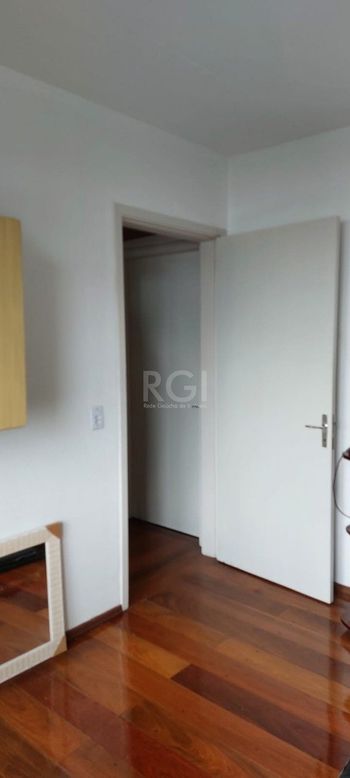 Foto 7 do(a) Apartamento de 3 quartos à venda em Vila Assunção, Porto Alegre