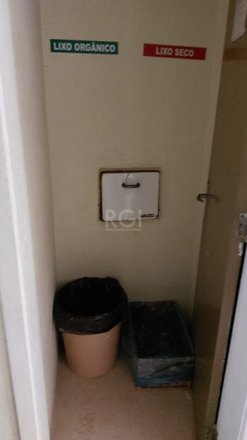 Foto 47 do(a) Apartamento de 3 quartos à venda em Vila Assunção, Porto Alegre