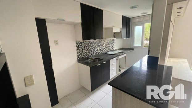 Foto 4 do(a) Flat de 3 quartos à venda em Jardim Sabará, Porto Alegre