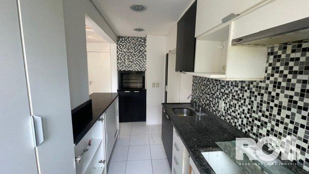 Foto 5 do(a) Flat de 3 quartos à venda em Jardim Sabará, Porto Alegre