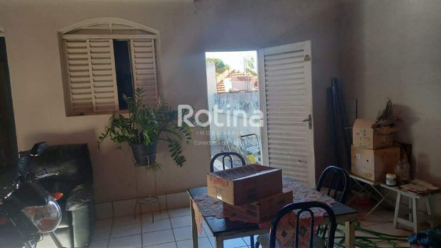 Foto 7 do(a) Casa de 5 quartos à venda em Brasil, Uberlândia