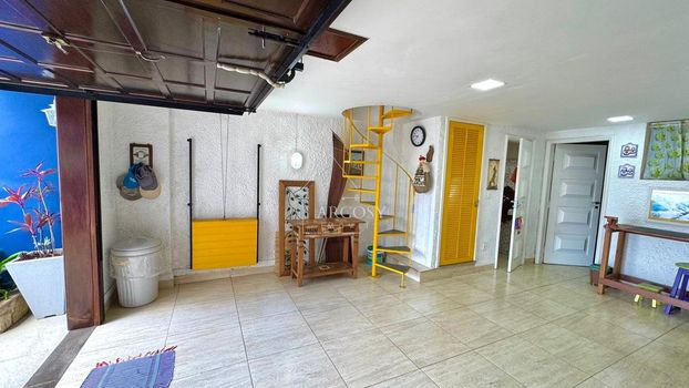 Foto 26 do(a) Casa de 3 quartos à venda em Mosela, Petrópolis