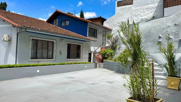 Foto 41 do(a) Casa de 3 quartos à venda em Mosela, Petrópolis