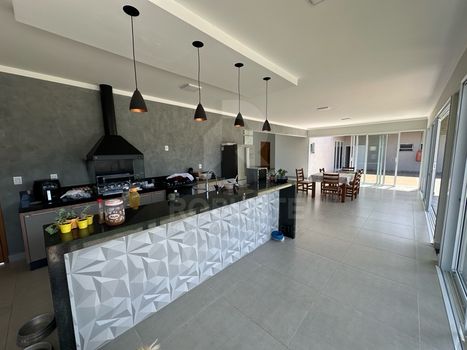 Foto 7 do(a) Casa em Condomínio de 4 quartos para alugar em Parque das Cascatas, Botucatu