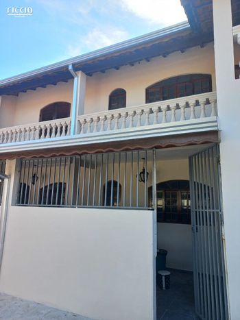 Foto 2 do(a) Casa de 3 quartos à venda em Vila Industrial, São José dos Campos