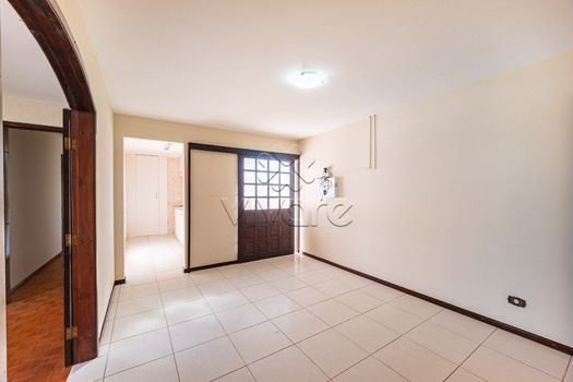 Foto 6 do(a) Casa de 3 quartos para alugar em Uberaba, Curitiba