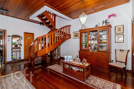 Foto 22 do(a) Apartamento de 4 quartos à venda em Jardim Lindóia, Porto Alegre