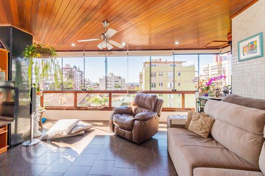 Foto 10 do(a) Apartamento de 4 quartos à venda em Jardim Lindóia, Porto Alegre