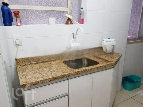 Foto 2 do(a) Apartamento de 2 quartos à venda em Cidade Baixa, Porto Alegre