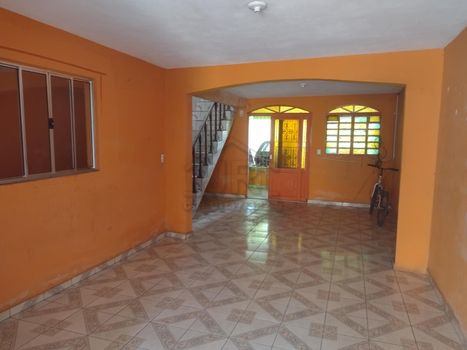 Foto 1 do(a) Casa de 2 quartos à venda em Vila Nova Mauá, Mauá