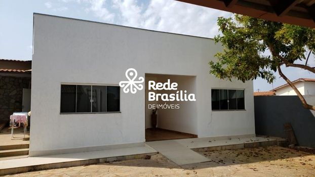 Foto 1 do(a) Casa de 5 quartos à venda em Setor de Mansões do Lago Norte, Brasília