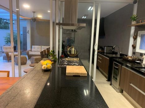 Foto 1 do(a) Casa em Condomínio de 3 quartos à venda em Ville Sainte Hélène, Campinas