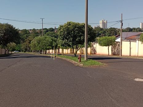 Foto 2 do(a) Terreno false à venda em Altos do Jaraguá, Araraquara